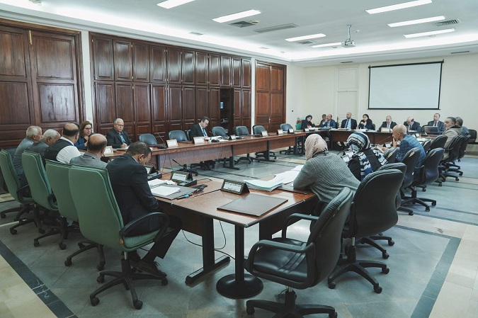 في لجنة المالية والميزانية بالبرلمان..  نقاش مقترحات قوانين تتعلق بالوظيفة العمومية واستقلالية البنك المركزي